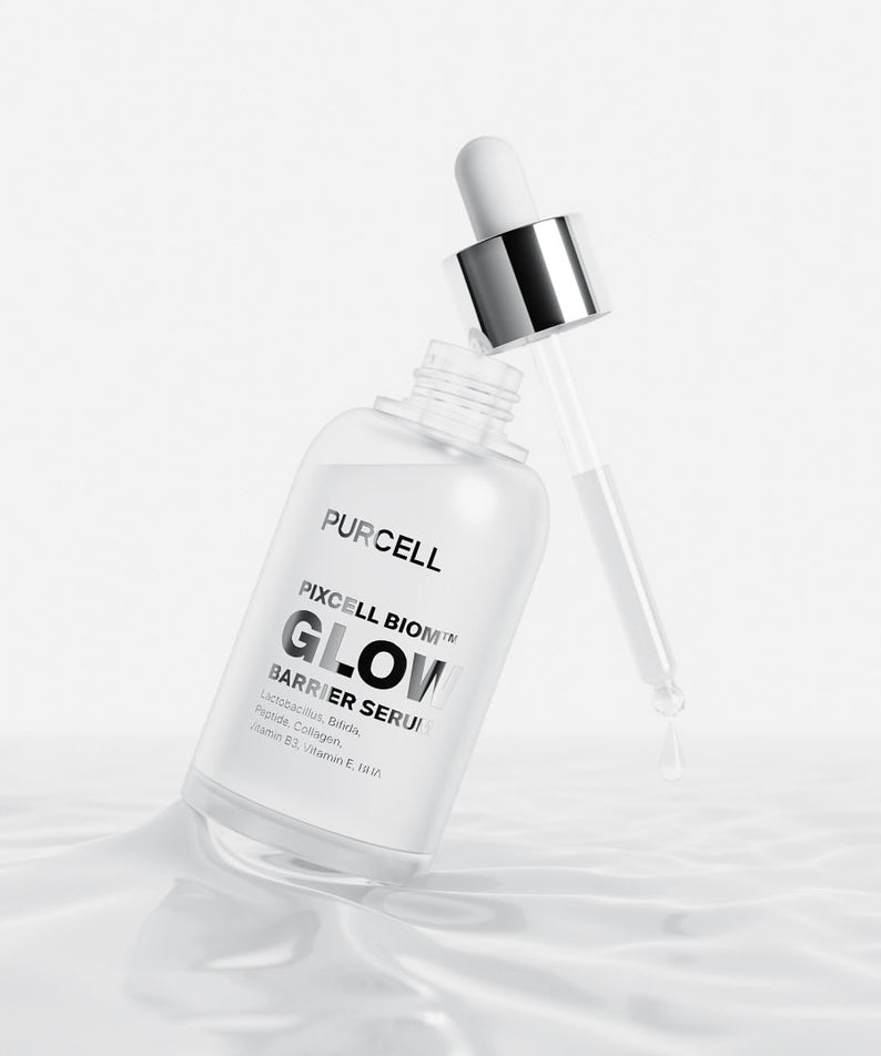 PURCELL PixelBiome™ Glow Barrier Serum 50mL de PURCELL, sérum visage sur fond blanc avec gouttes, flacon verre et compte-gouttes