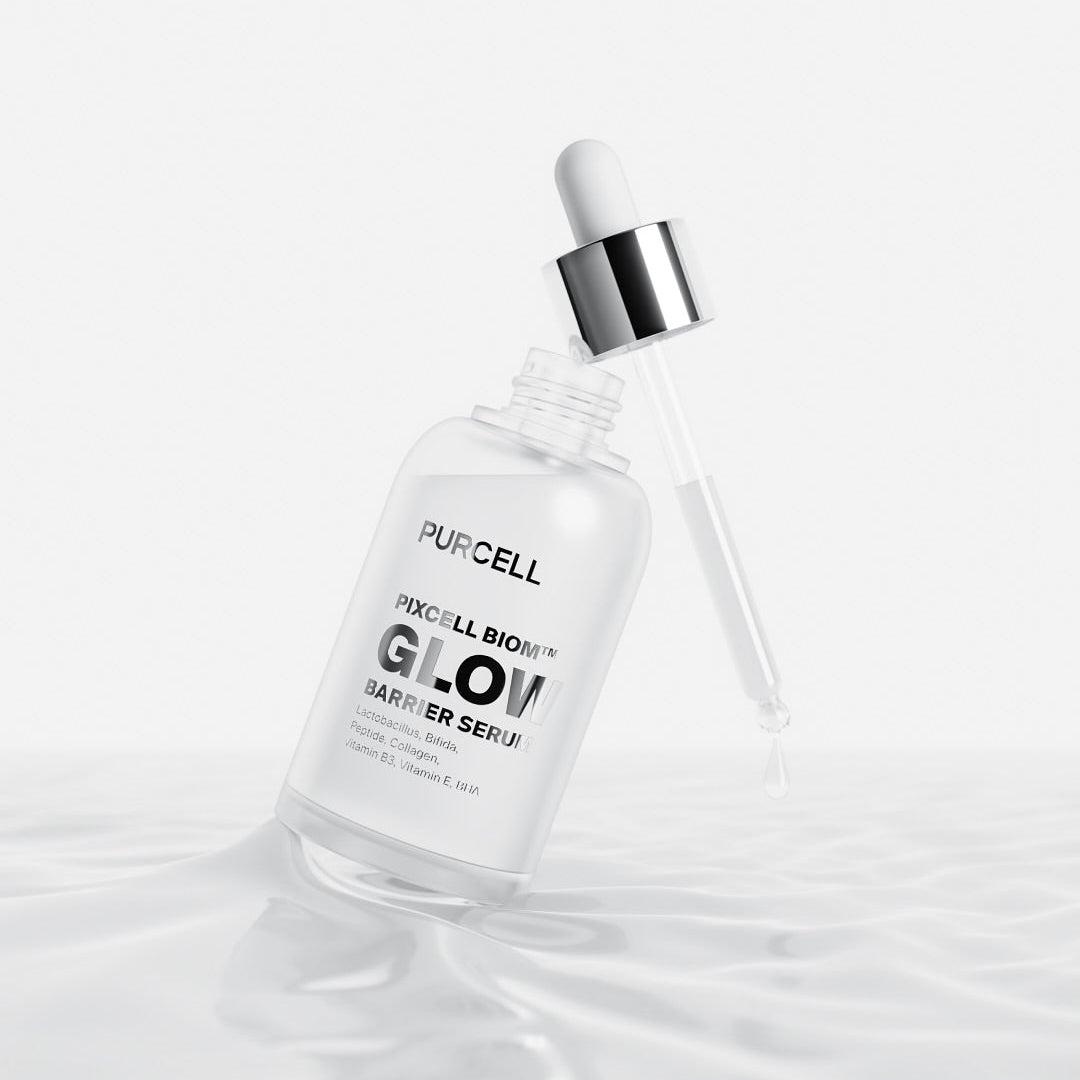 PURCELL PixelBiome™ Glow Barrier Serum 50mL de PURCELL, sérum visage sur fond blanc avec gouttes, flacon verre et compte-gouttes
