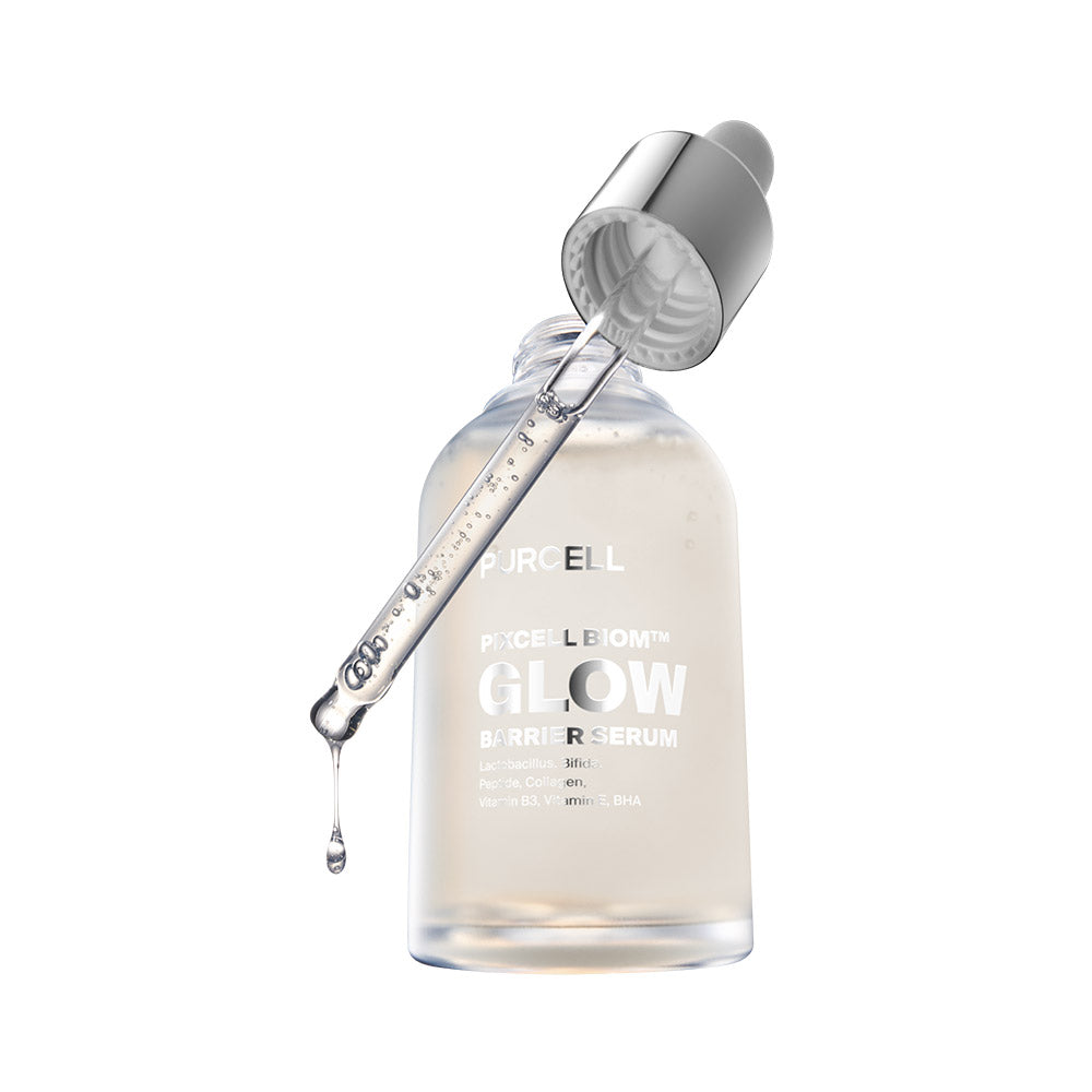 PURCELL PixelBiome™ Glow Barrier Serum 50mL, flacon sérum PURCELL sur fond blanc, gouttes et texture lumineuse