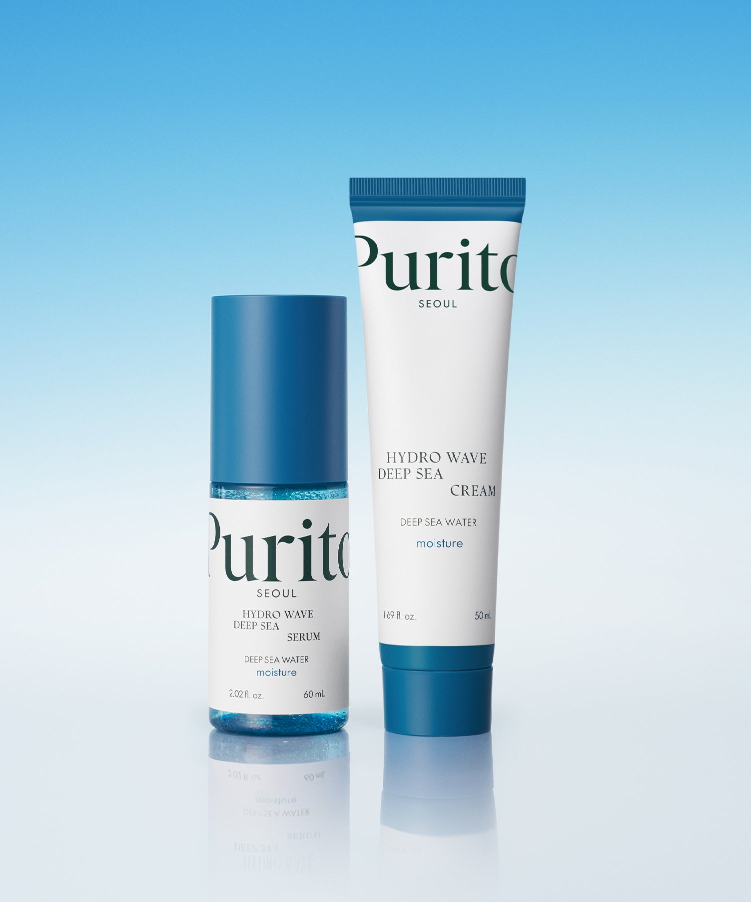 Décris l'image en français : PURITO Hydro Wave Deep Sea Cream 50ml, tube blanc et bleu sur fond bleu ciel.