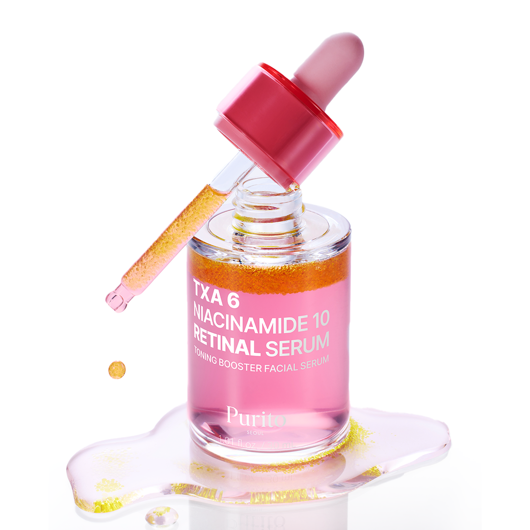 PURITO Tranexamic Acid 6 Niacinamide 10 Retinal Serum 30ml de Purito, flacon rouge sur fond blanc, gouttes et texture.