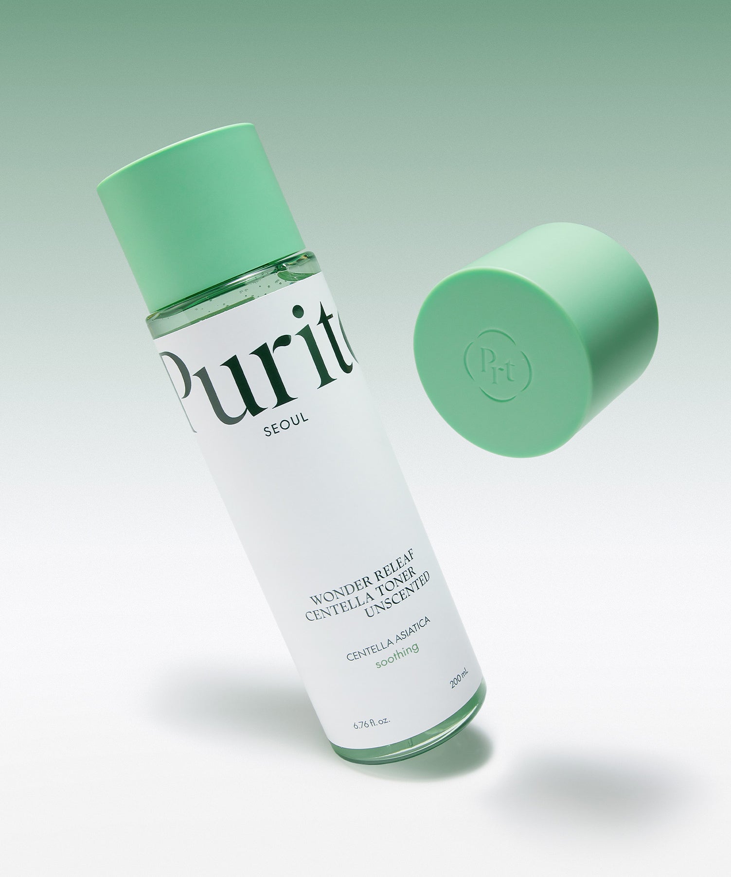 PURITO Wonder Releaf Centella Toner Unscented 200ml de Purito : flacon vert sur fond clair, contexte cosmétique.