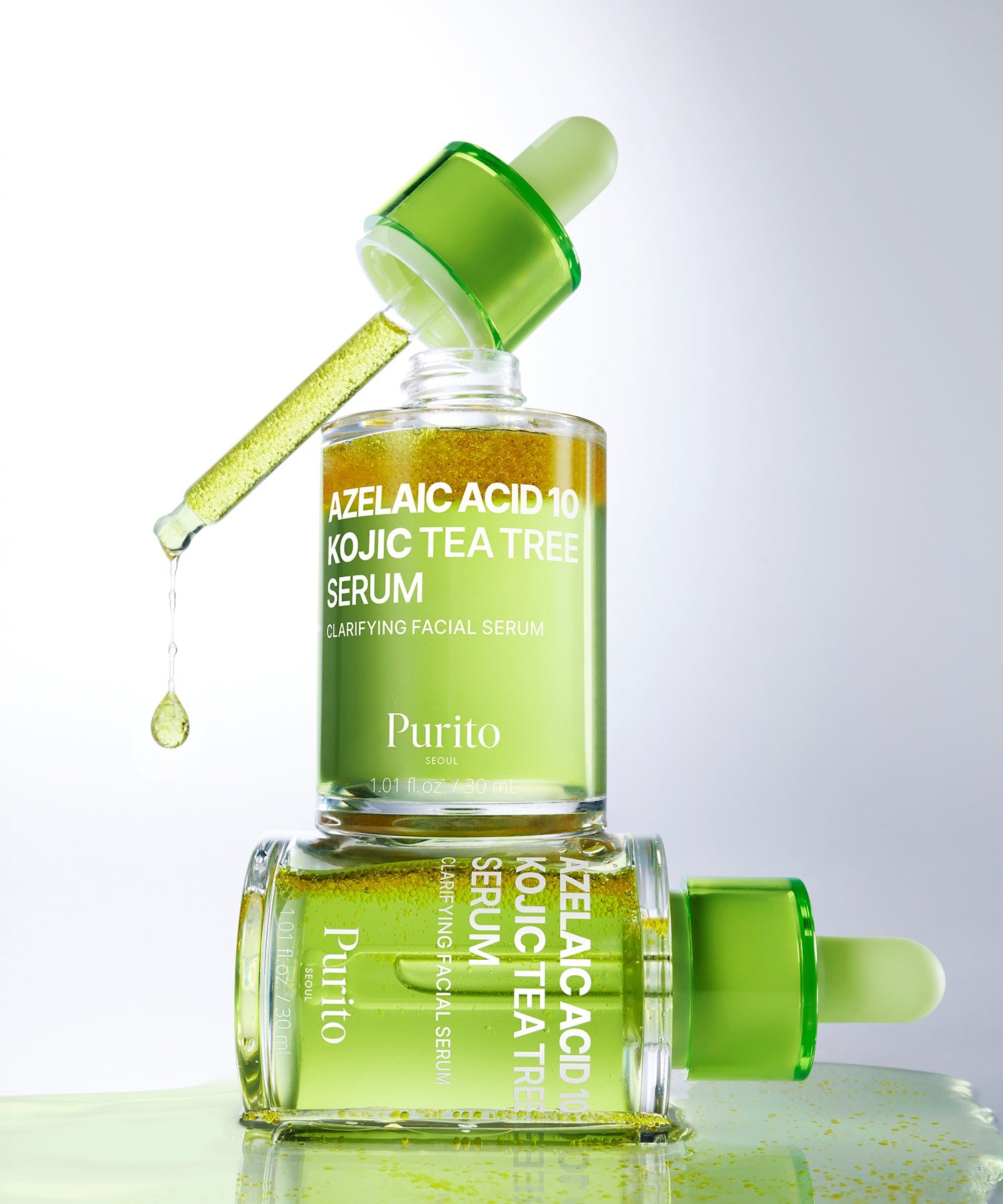 Sérum PURITO Azelaic Acid 10 Kojic Tea Tree 30ml en flacon avec pipette verte, soin visage éclaircissant.