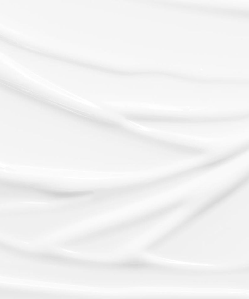 Texture de la crème PYUNKANG YUL Calming Madecassoside Spot Cream 30ml, texture lisse et apaisante pour soins de peau.