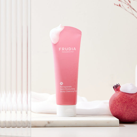 FRUDIA Pomegranate Nutri-Moisturizing Sticky Cleansing Foam 145g en stock sur Ma Petite Corée