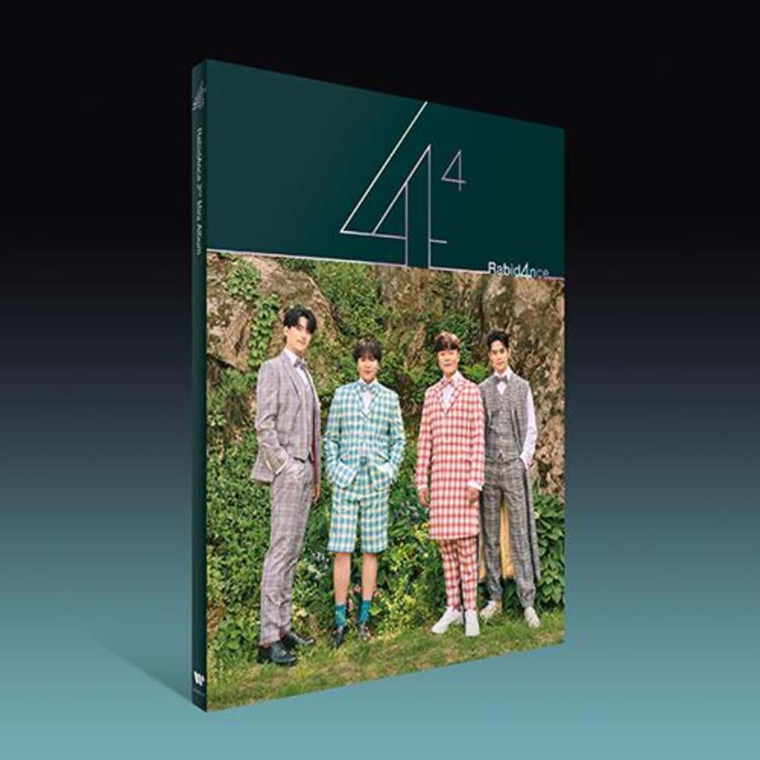RAVI - [The fourth power of four - 4⁴] (A Ver.) - Album Kpop, cover avec groupe en tenue dans la nature