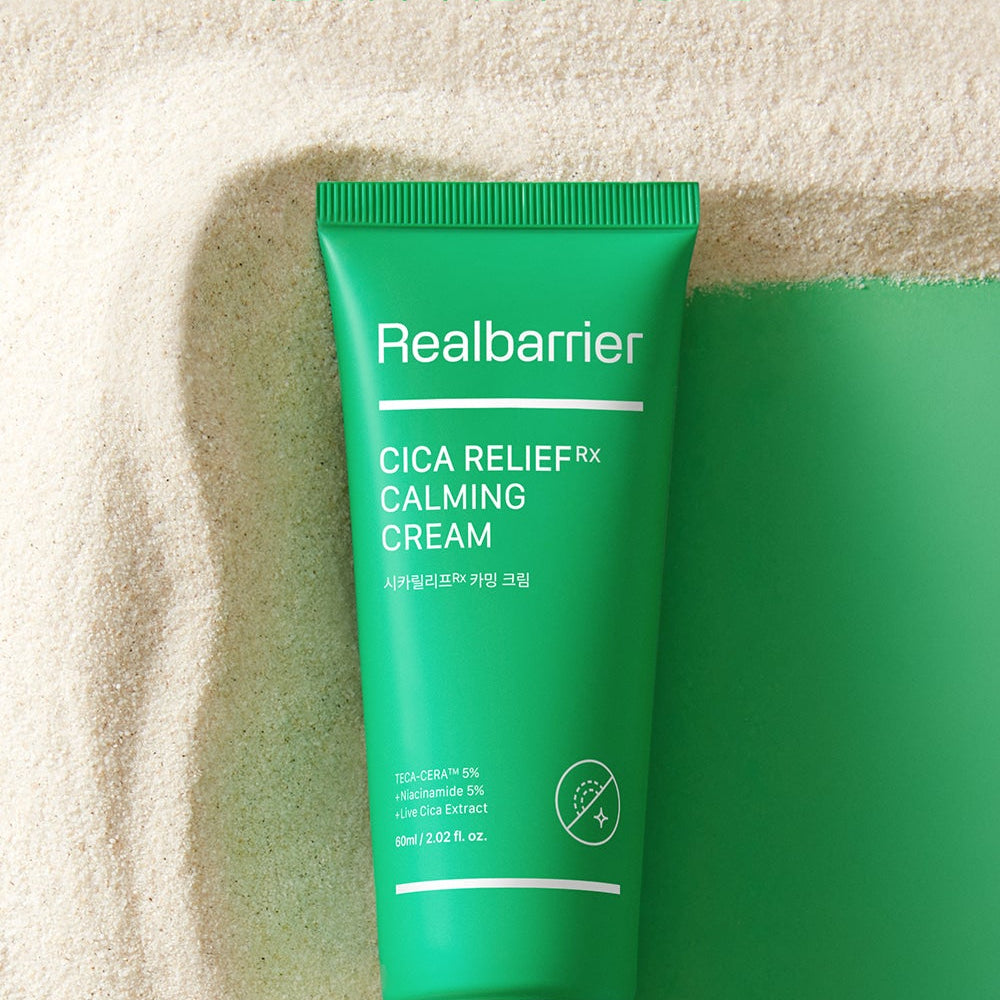 REAL BARRIER Cica Relief Rx Calming Cream 60ml de la marque Realbarrier, tube vert sur fond beige, crème apaisante
