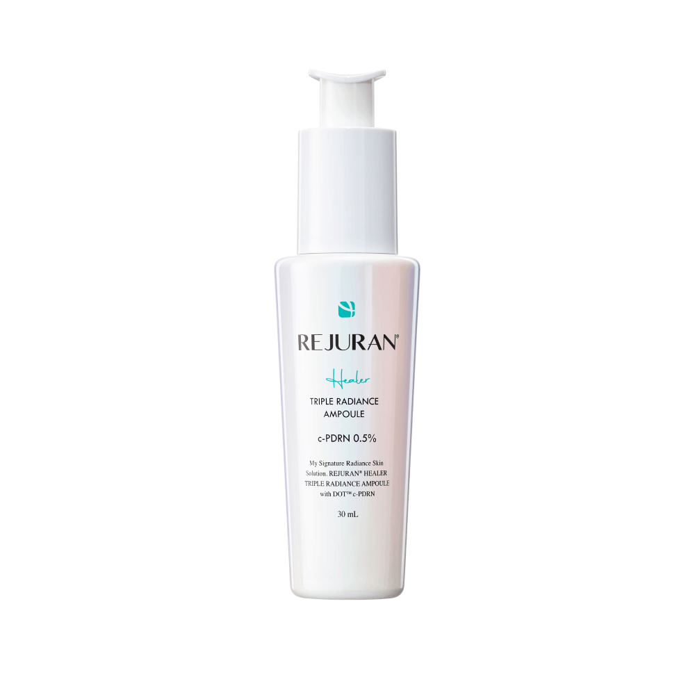REJURAN Triple Radiance Ampoule c-PDRN 0.5% 30ml, flacon pompe blanc sur fond clair, produit de soin visage