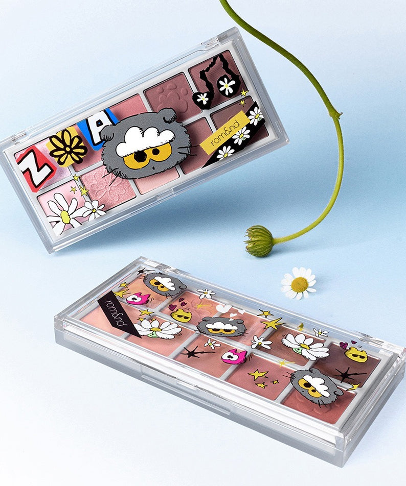 ROMAND x Joanne Friends Better Than Palette, étui de maquillage duo, visuel coloré avec motifs fleurs et personnages sur fond clair