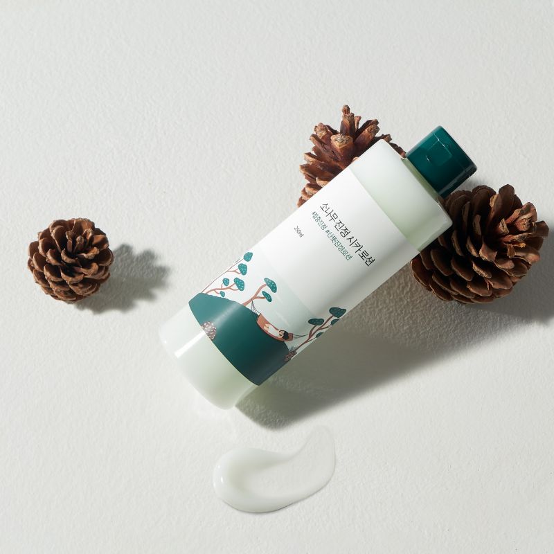 ROUNDLAB Pine Calming Cica Lotion 250ml disponible sur Ma petite Coree, ton Eshop 100% K-beauty en direct de Seoul