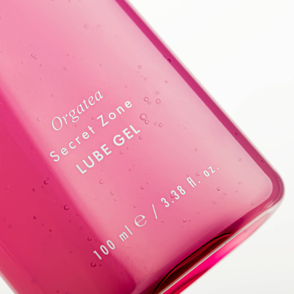 SANDAWHA Ogati Secret Zone Soothing Lube Gel 100ml, gel hydratant rose sur emballage, texte “Secret Zone Lube Gel”.