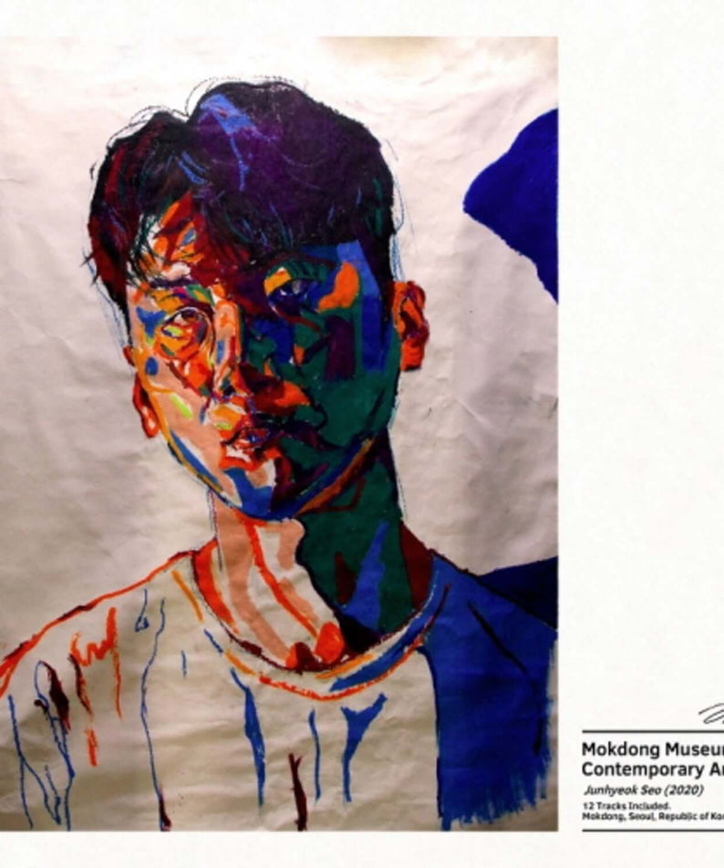 SEO JUNHYUK - Album Kpop : portrait illustré de la couverture, marque SEO JUNHYUK, style pop coréen sur fond clair.