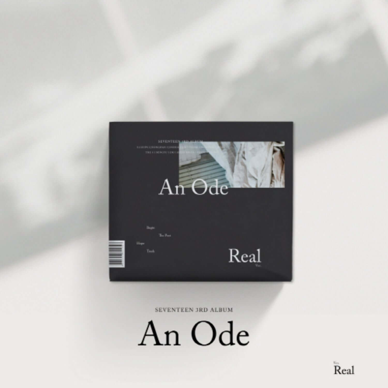 SEVENTEEN - [An Ode] 3rd Album (Real Ver.) - Album Kpop, pochette noire sur fond clair, visuel “Real” en français