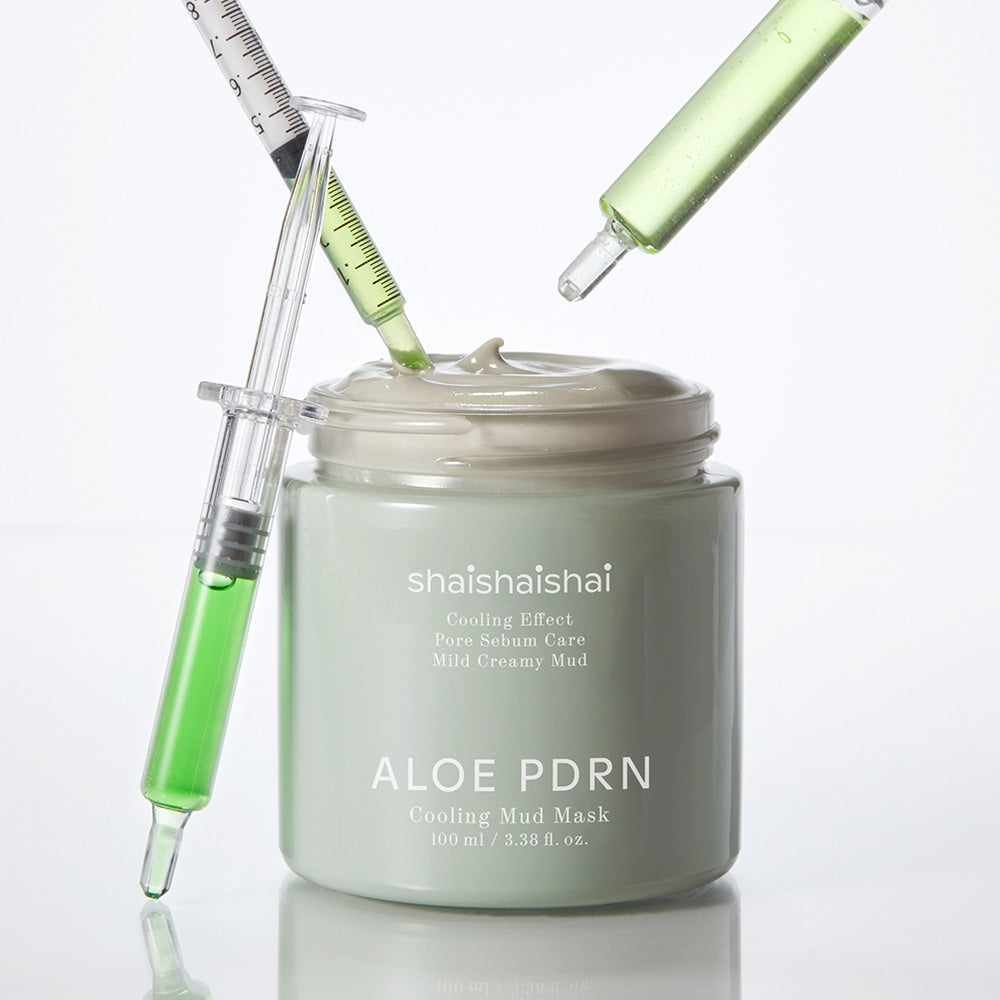 SHAISHAISHAI [1+1]Aloe PDRN Cooling Mud Mask 100ml, masque à l’aloe sur flacon vert avec seringues, contexte skincare