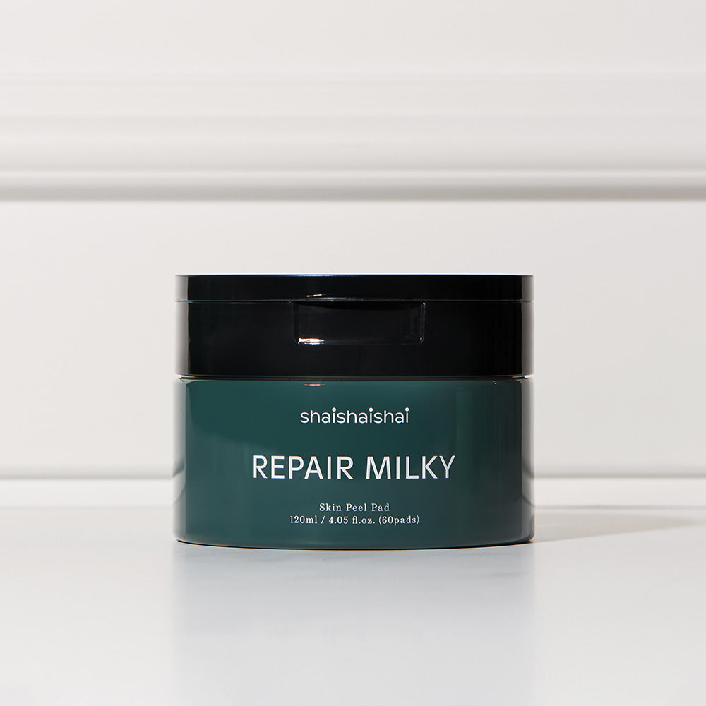 SHAISHAISHAI Repair Milky Skin Peel Pad 60 Pads 120ml, pot cosmétique sur étagère blanche, marque visible
