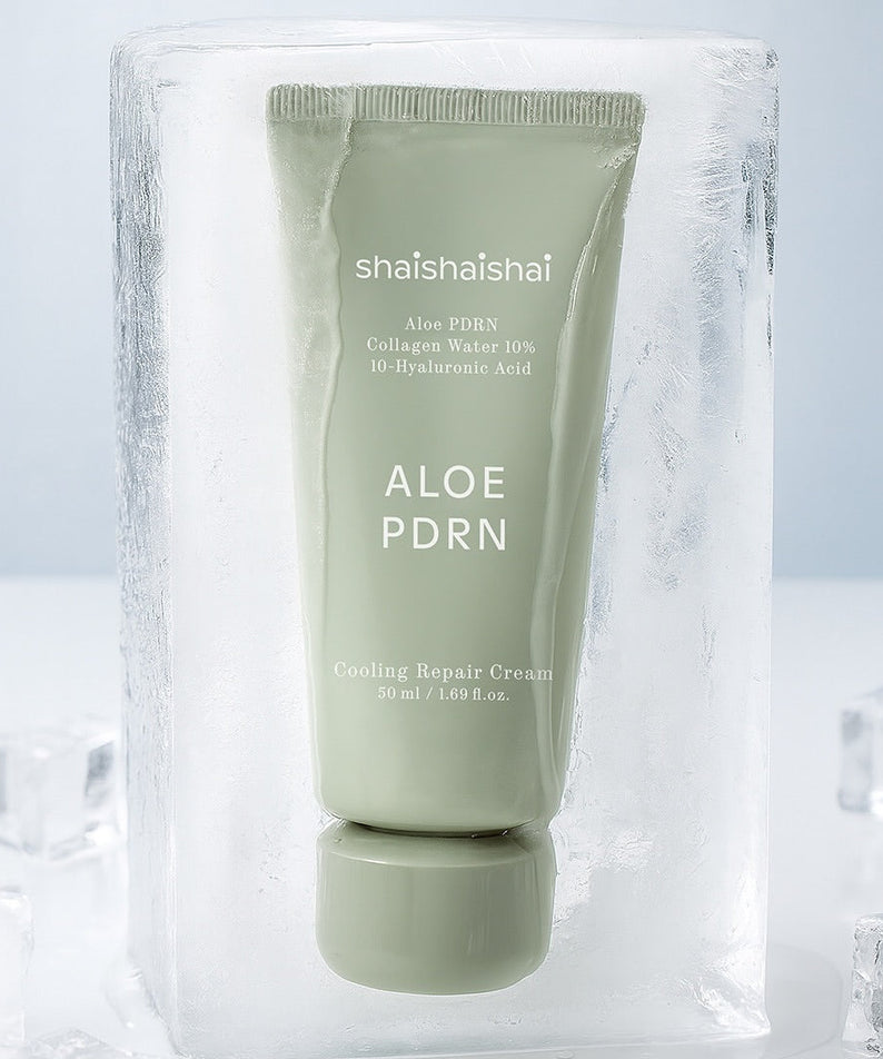 Crème réparatrice rafraîchissante SHAISHAISHAI [1+] Aloe PDRN 50ml enveloppée dans un bloc de glace, vue de face.