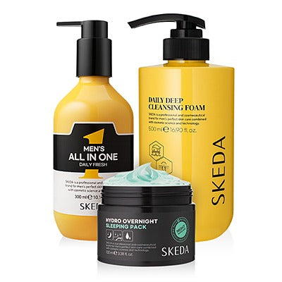 SKEDA Men's Large Capacity )Cleansing Foam +All-in-One) Sleeping Pack 3 Pices, flacons et coffret sur fond blanc