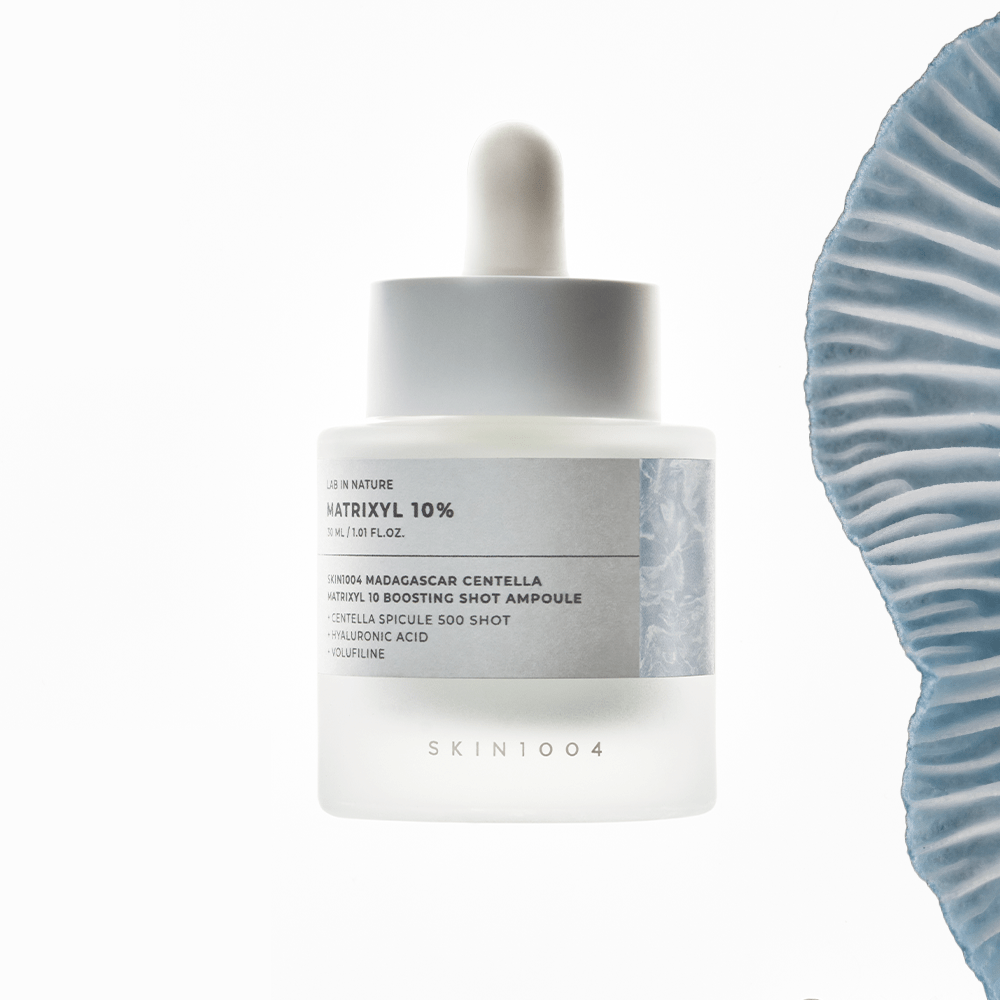 SKIN1004 Madagascar Centella Matrixyl 10 Boosting Shot Ampoule 30ml de la marque SKIN1004, sur fond blanc, flacon sérum