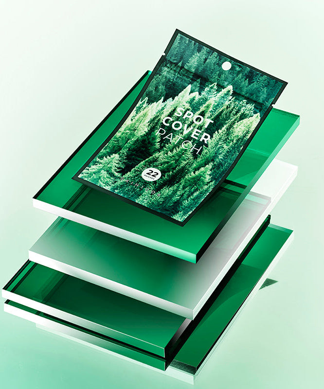 SKIN1004 Spot Cover Patch 22patch de la marque SKIN1004, pack sur présentoir vert, image produit en studio.