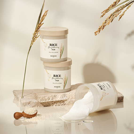 SKINFOOD Rice Brightening Pad 60p 250g disponible sur Ma petite Coree, ton Eshop 100% K-beauty en direct de Seoul