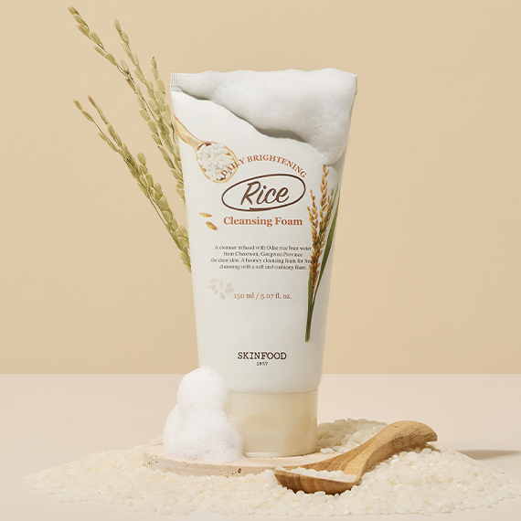 SKINFOOD Rice Daily Brightening Cleansing Foam 150ml disponible sur Ma petite Coree, ton Eshop 100% K-beauty en direct de Seoul