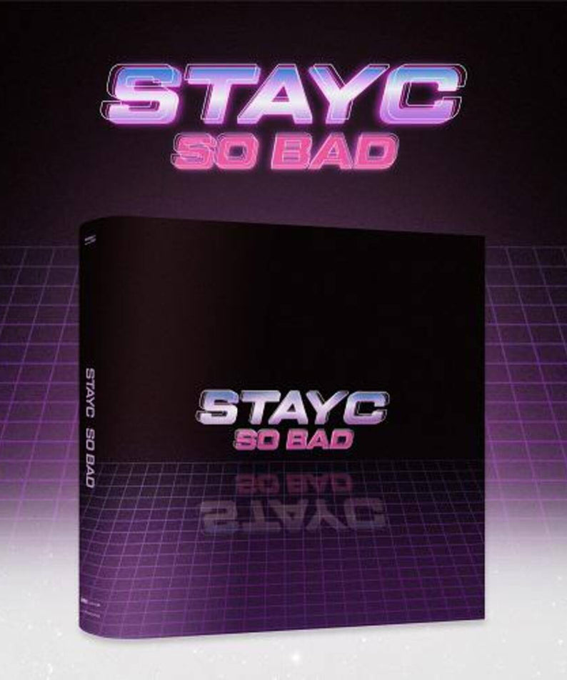 STAYC - 1st Album [Star To A Young Culture] - Album Kpop, pochette STAYC noir “So Bad”, fond quadrillé violet