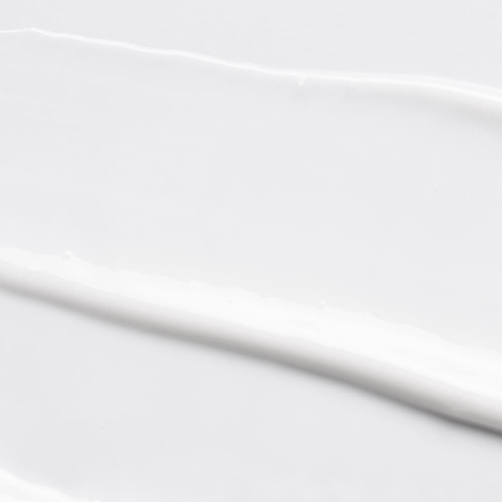 SUELO Volcano Body Slimming Anti-Puffiness Cream 500ml de la marque SUELO, texture crème blanche sur fond clair