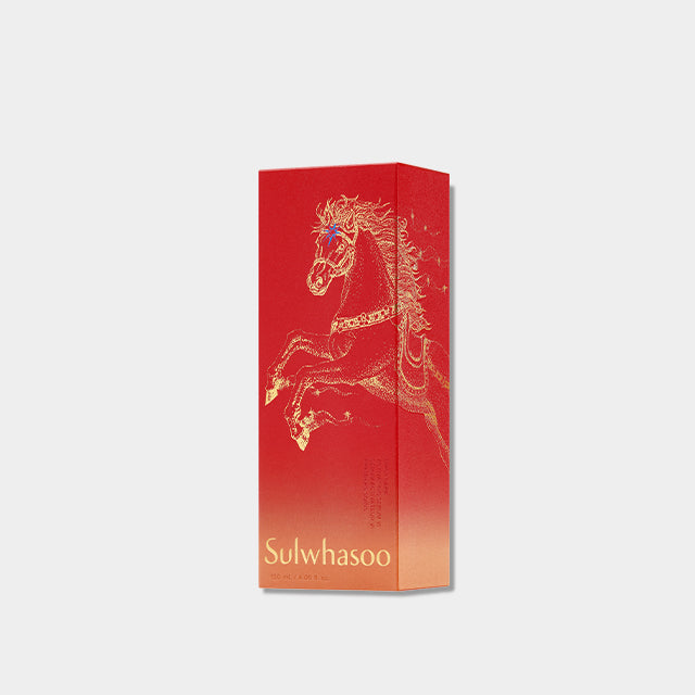 Décris l'image en français : SULWHASOO Yunjo Essence 6th Generation 120ML(Year of the Horse Edition) dans un étui rouge Sulwhasoo.