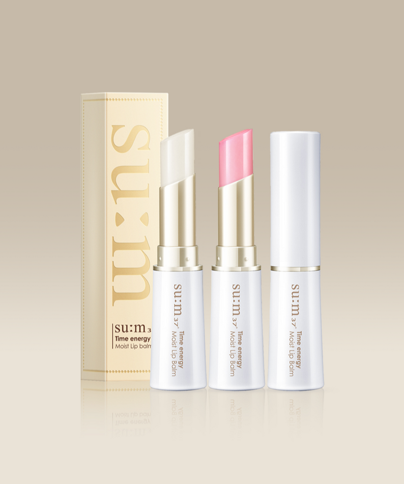 SU:M37 Time Energy Moist Lip Balm hydratant avec emballage élégant, parfait pour des lèvres douces et revitalisées.