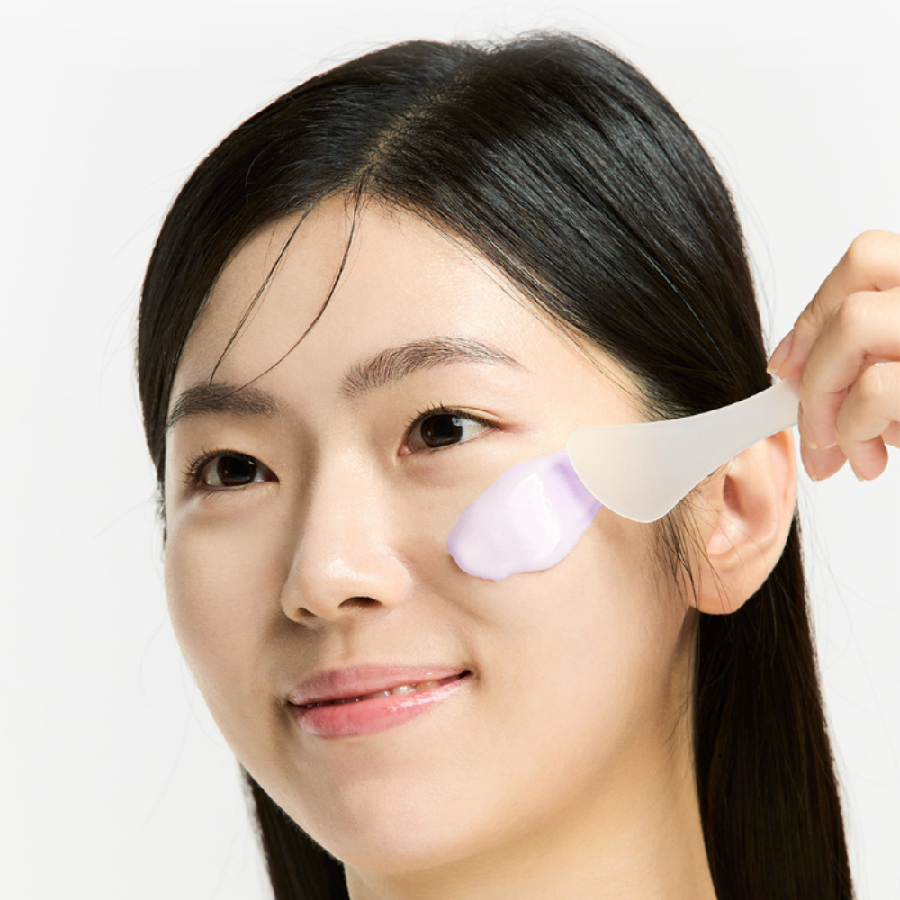 SUNGBOON EDITOR Boosting Modeling Pack Meoru Podo Brightening, application sur visage, marque Sungboon, effet éclaircissant, photo produit