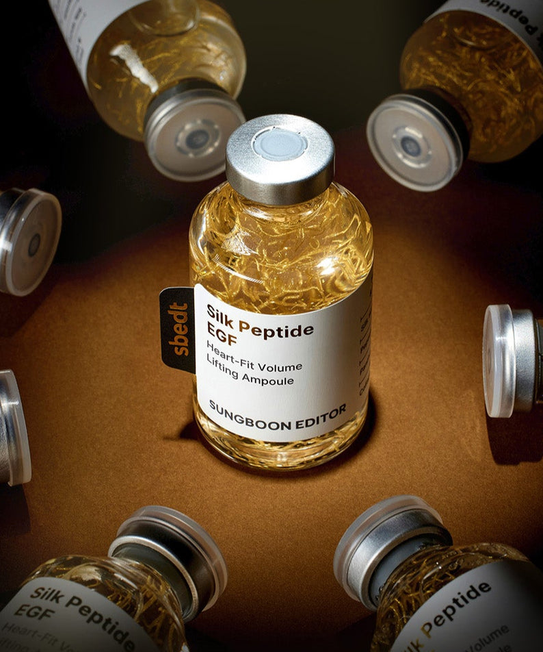 SUNGBOON EDITOR Silk Peptide EGF Heart-Fit Volume Lifting Ampoule 40ml, ampoules dorées, soin anti-âge revitalisant, soin visage.
