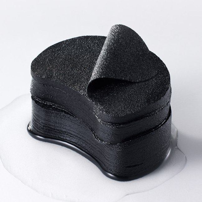 OHUI Extreme White Dark Spot Brightening Black Pad 150ml