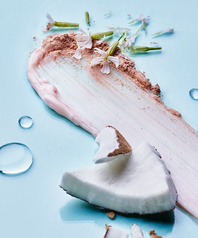 TOCOBO  Coconut Clay Cleansing Foam, mousse nettoyante sur crème et poudre de noix de coco, visuel bleu apaisant de la marque