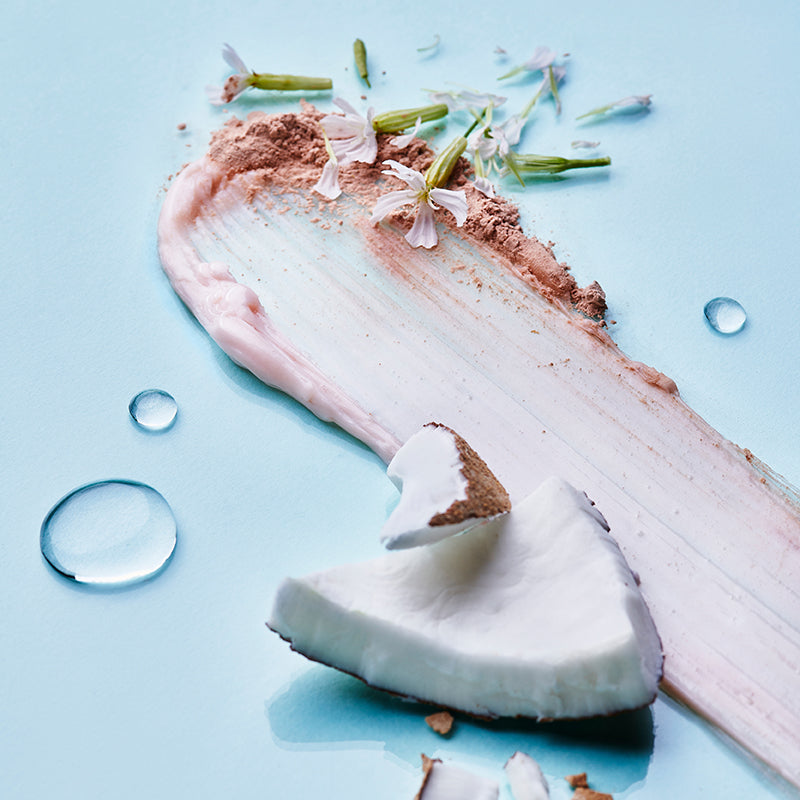 TOCOBO  Coconut Clay Cleansing Foam, mousse nettoyante sur crème et poudre de noix de coco, visuel bleu apaisant de la marque