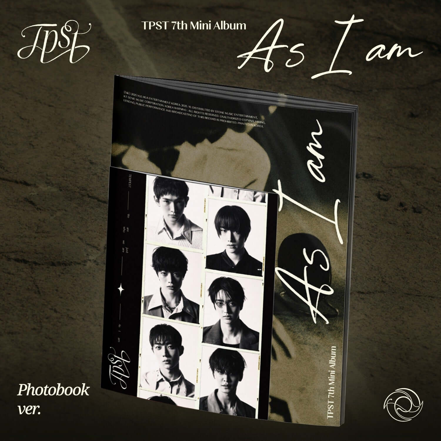 TEMPEST - [As I am] - Album Kpop de la marque TEMPEST : photobook noir avec portraits en collage, ambiance sombre