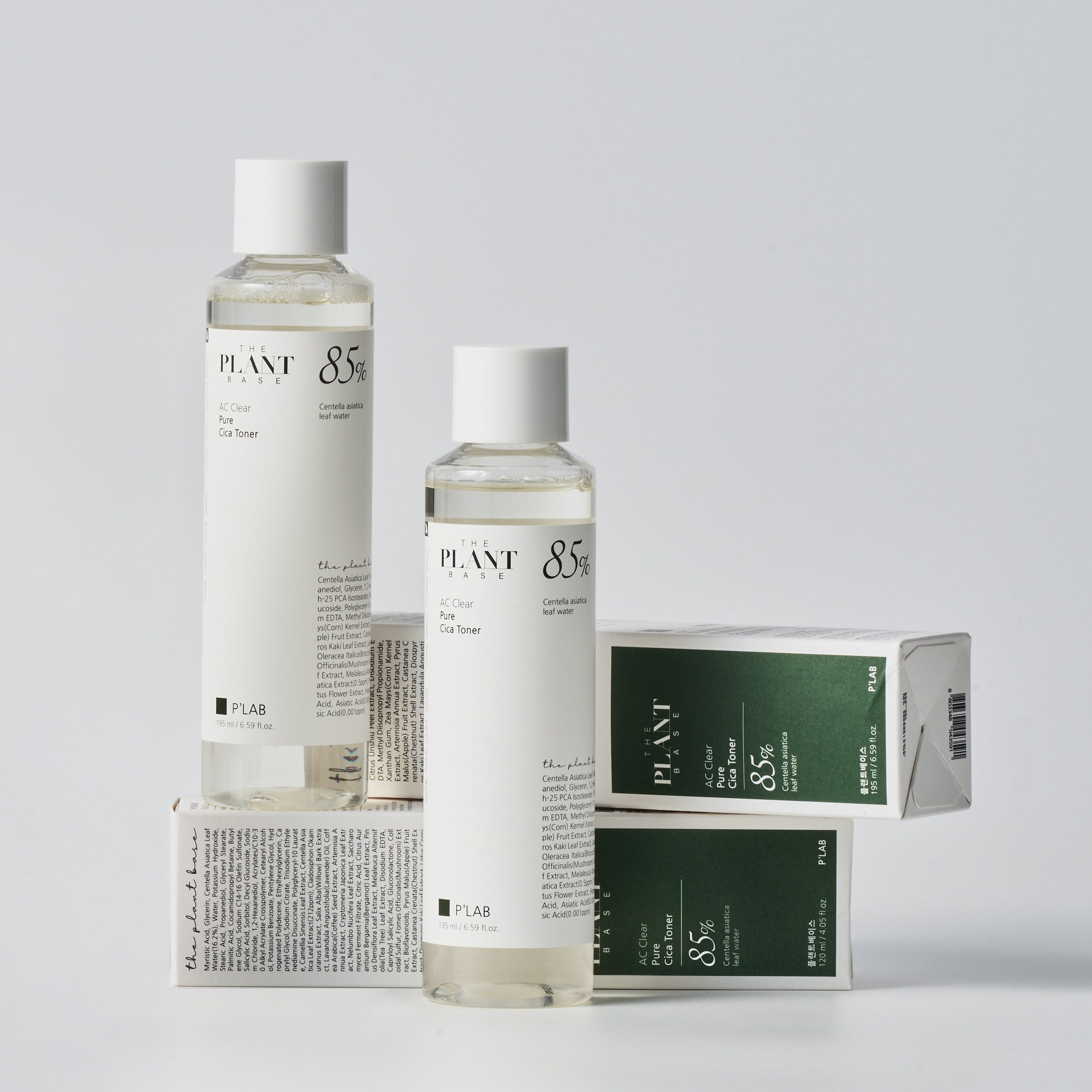 THE PLANT BASE Ac Clear Pure Cica Toner 195ml, flacons crème sur fond blanc minimal, marque THE PLANT BASE.