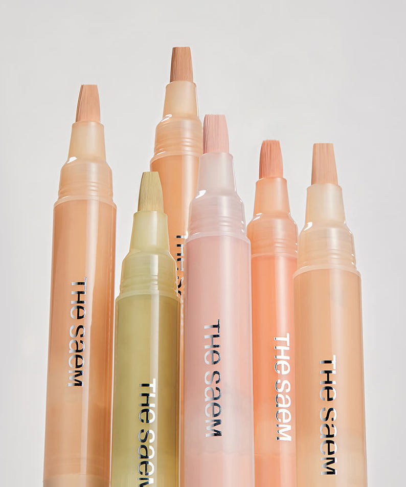 THE SAEM Cover Perfection Pen Concealer, stylos correcteurs, maquillage en tubes dégradés sur fond clair