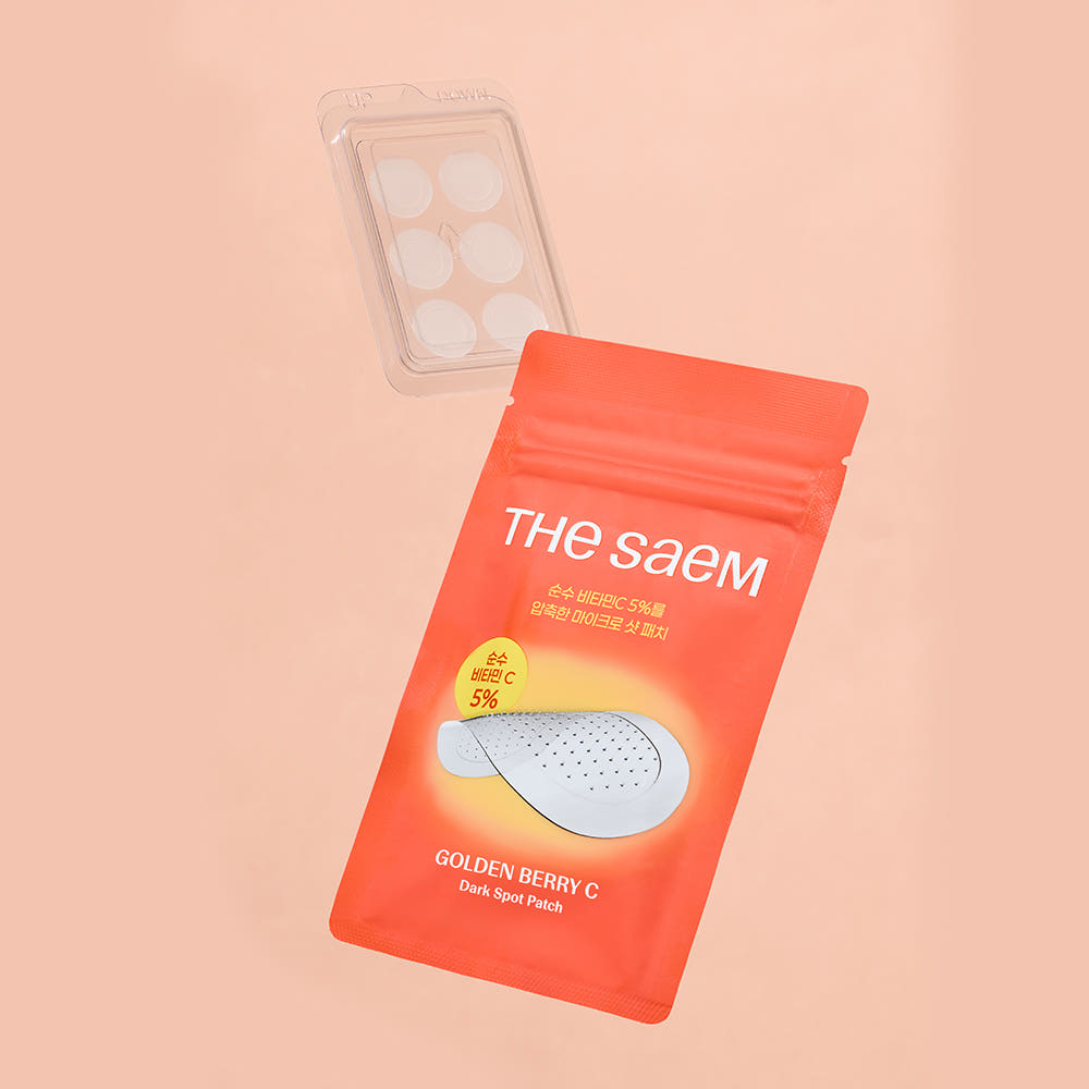 THE SAEM Golden Berry C Dark Spot Patch de THE SAEM, patch anti-taches dans un emballage orange sur fond beige