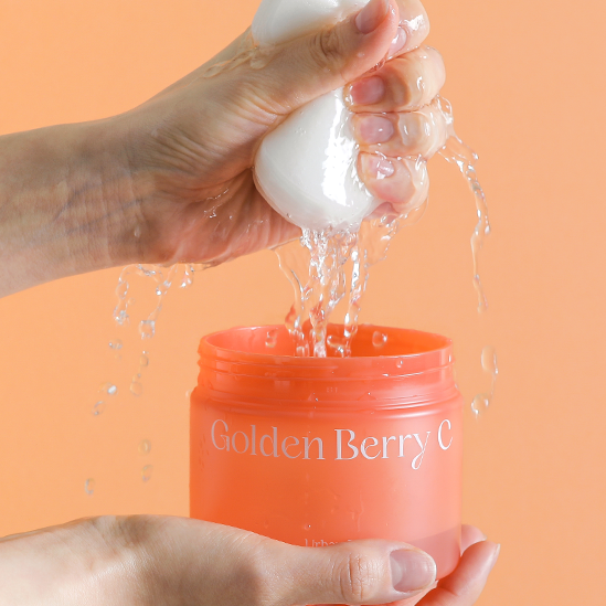 THE SAEM  Urban Eco Golden Berry C Toner Pack 50p 230ml