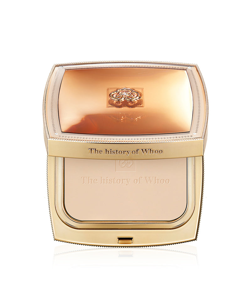 Poudre compacte THE WHOO Cheon Gi Dan Hwa Hyun Powder Patch 12g avec boîtier doré élégante pour une peau parfaite.