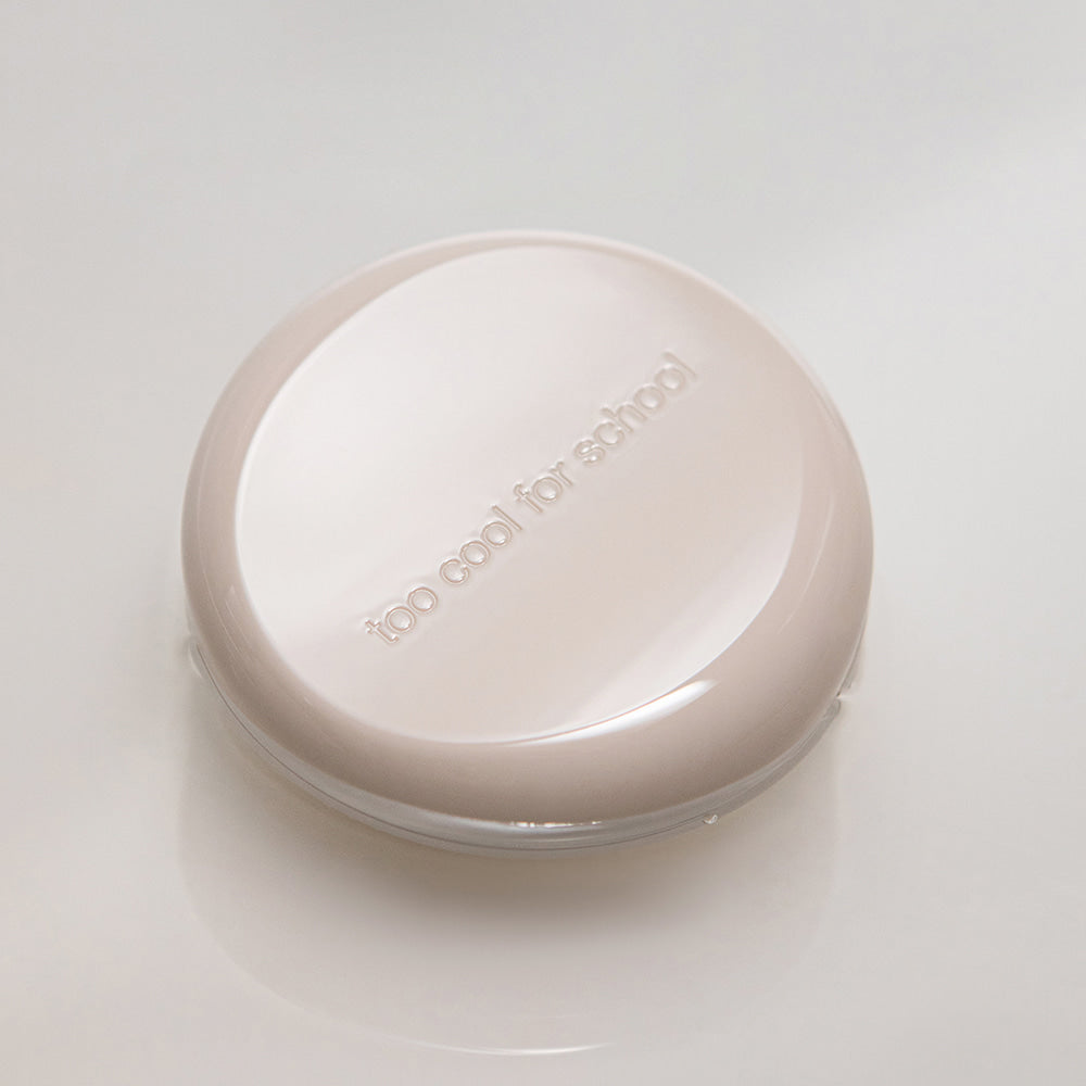 TOO COOL FOR SCHOOL Fixing Dew Cushion [Main Product + Refill] — boîtier crème sur fond clair, vue produit en gros plan.