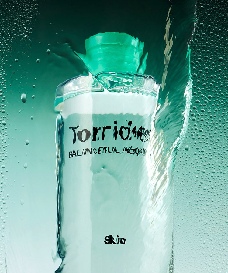 TORRIDEN Balanced For Men Cica Clearing Skin 300ml en flacon de 300ml avec design vert aqua, soin apaisant et nettoyant pour hommes.
