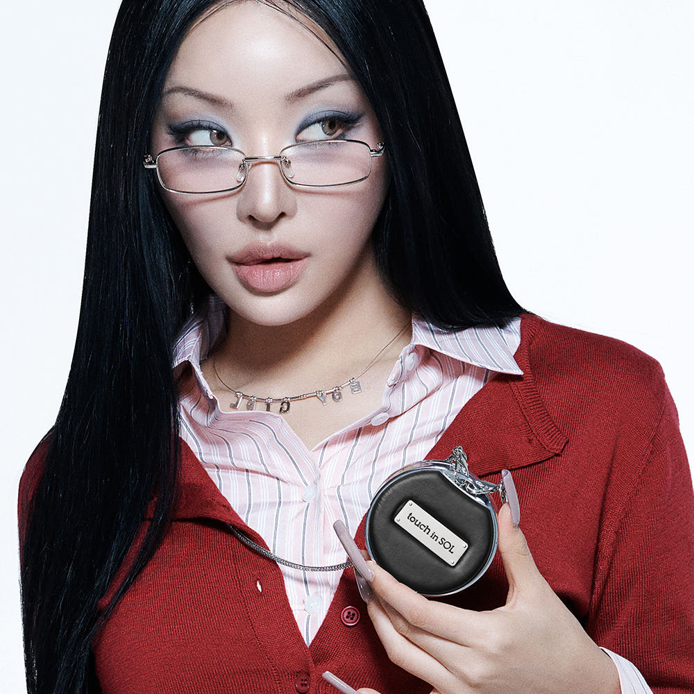 TOUCH IN SOL Blackwear Skin Cover Cushion (Main Product + Refill)