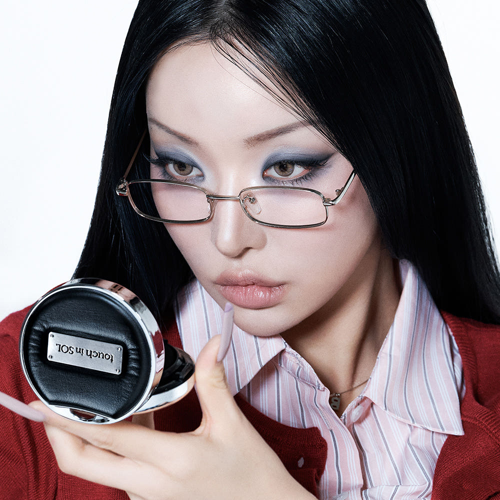 TOUCH IN SOL Blackwear Skin Cover Cushion (Main Product + Refill)