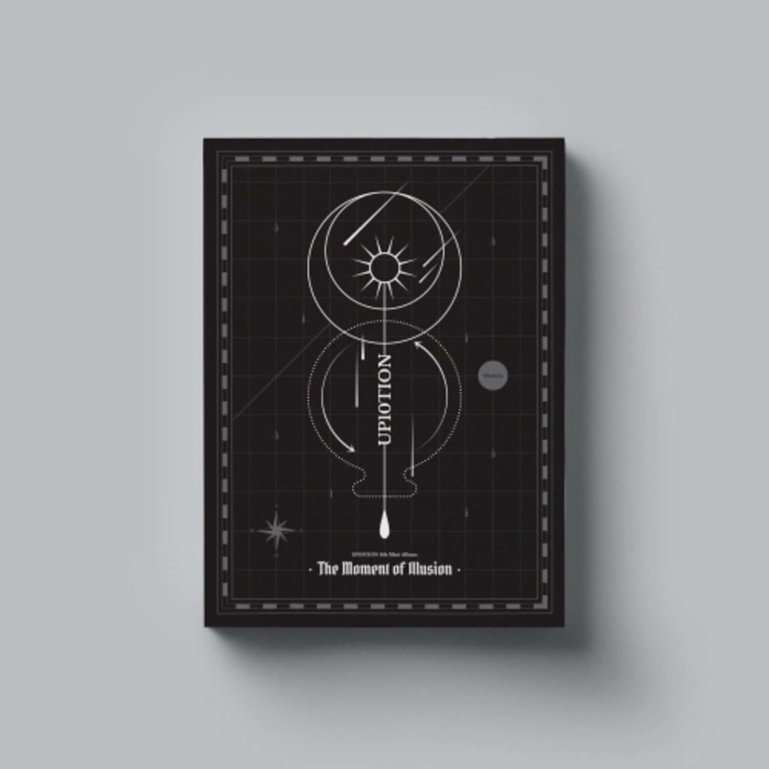 UP10TION - 8th Album [The Moment of Illusion] (Illusion ver.) - Album Kpop : pochette noire graphique sur fond gris