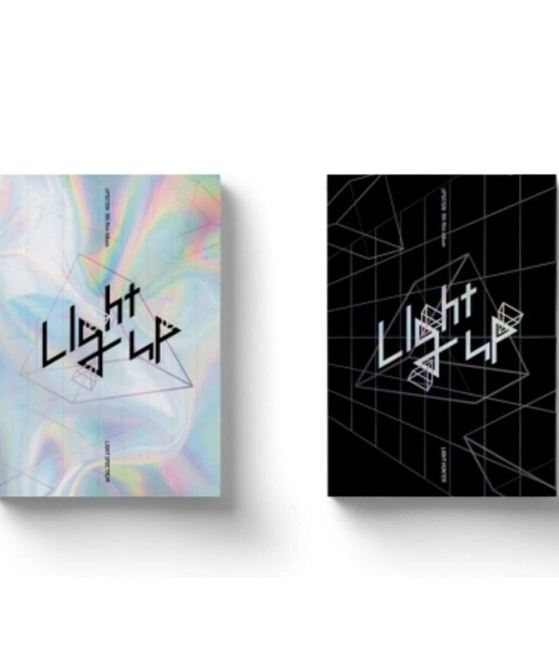 UP10TION - 9th Album [Light UP] - Album Kpop, pochette double: designs néon noir et bleu, style futuriste brand UP10TION