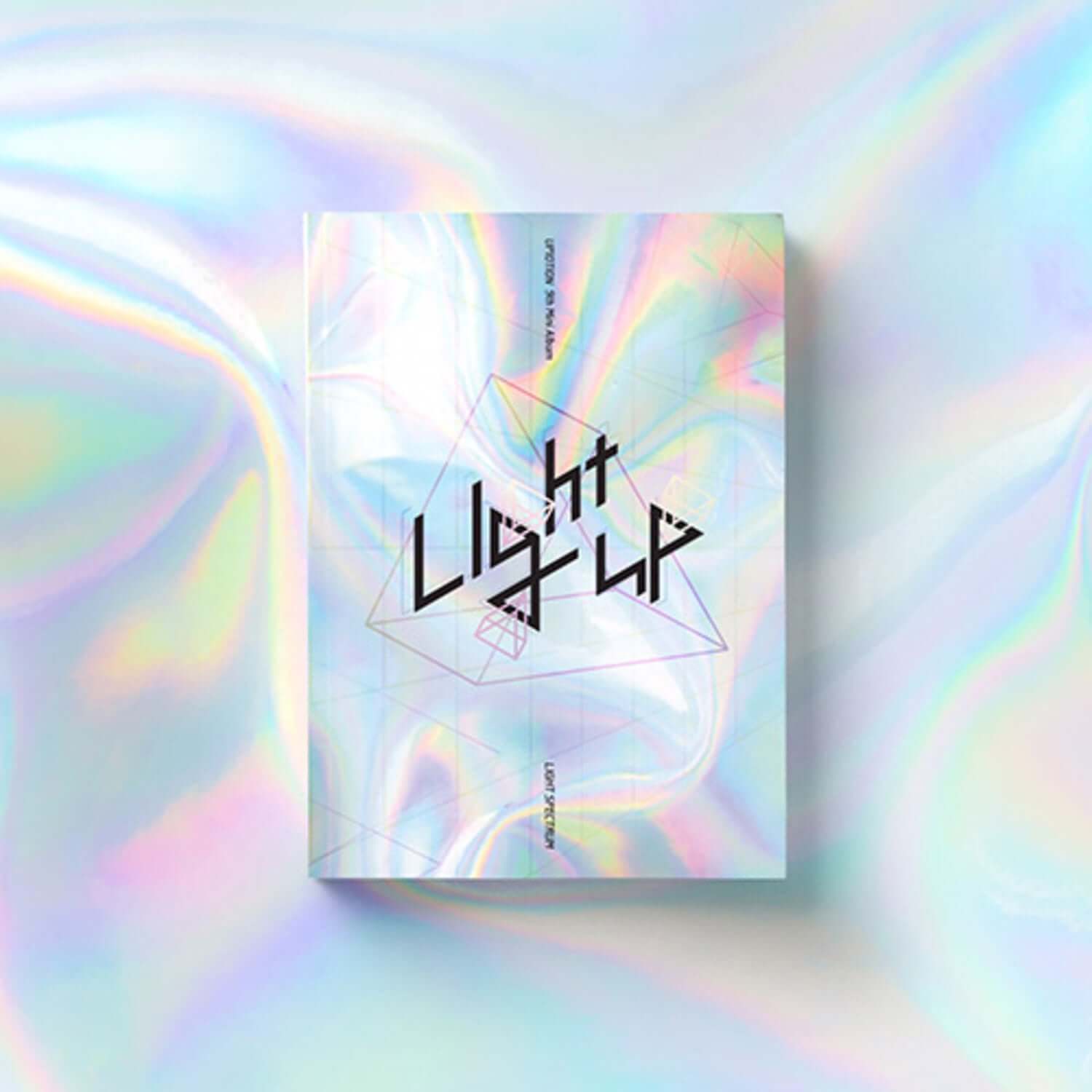 UP10TION - 9th Album [Light UP] (LIGHT SPECTRUM ver.) - Album Kpop, pochette holographique sur fond irisé arc-en-ciel