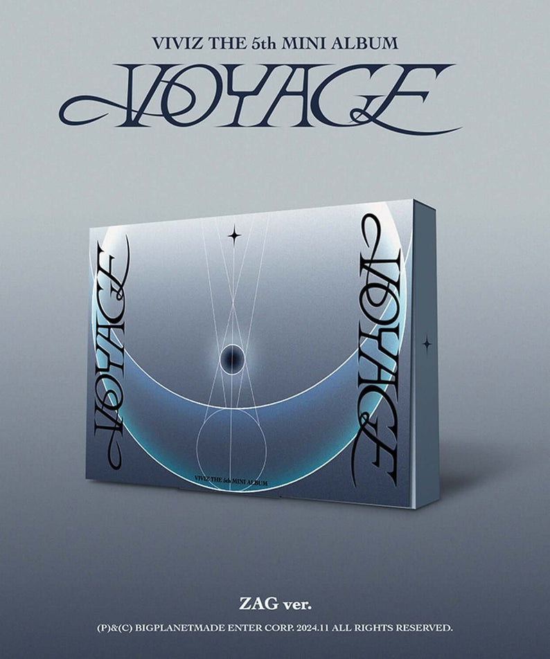VIVIZ - THE 5th MINI ALBUM [VOYAGE] (ZAG ver.) - Album Kpop, pochette officielle bleue sur fond gris, photo produit