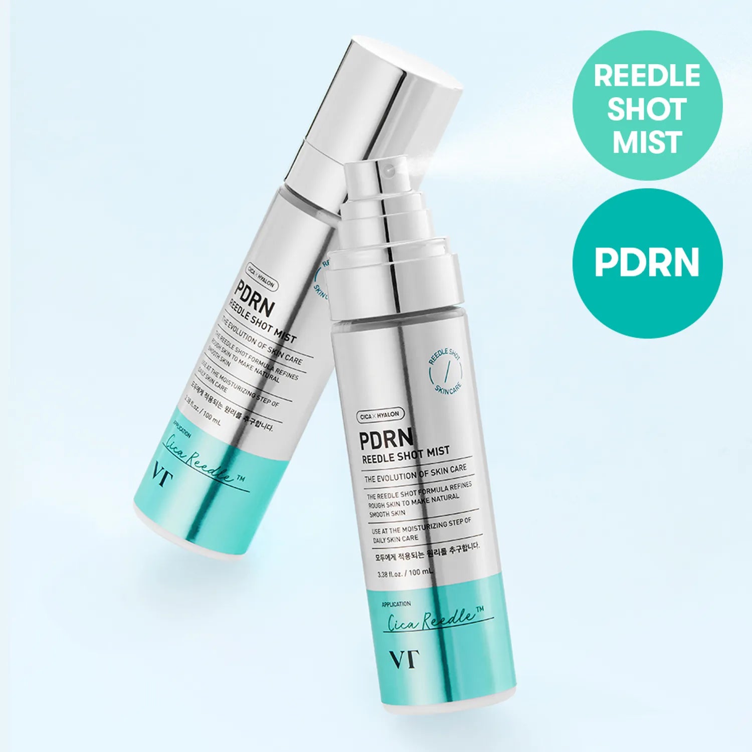 VT COSMETICS  PDRN Riddle Shot Mist 100ml, brume visage sur fond bleu ciel, flacons VT COSMETIC en gros plan.
