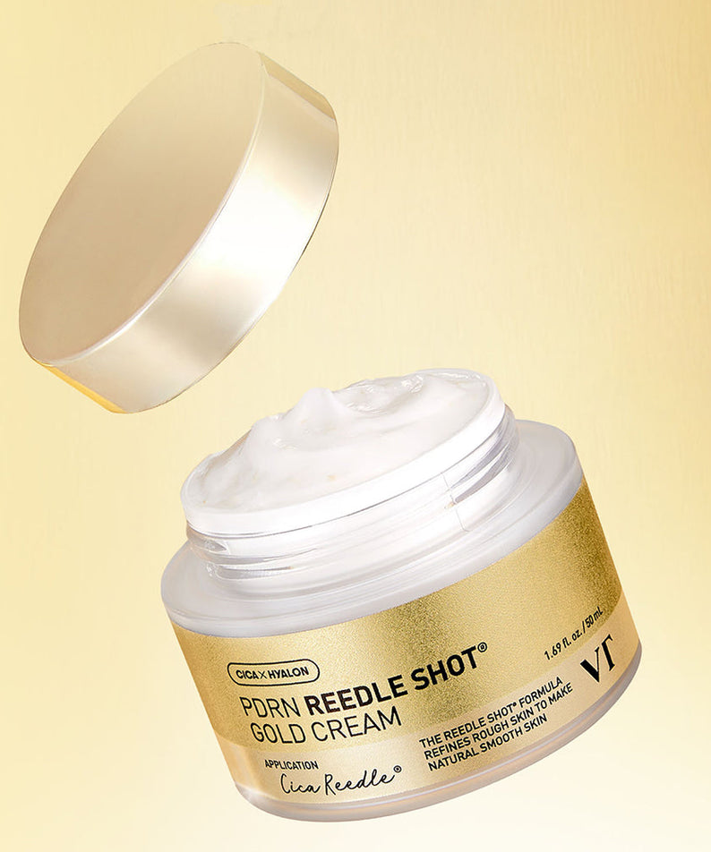 VT COSMETIC PDRN Riddle Shot Gold Cream 50ml en pot doré avec couvercle ouvert, crème de beauté lumineuse sous fond or.